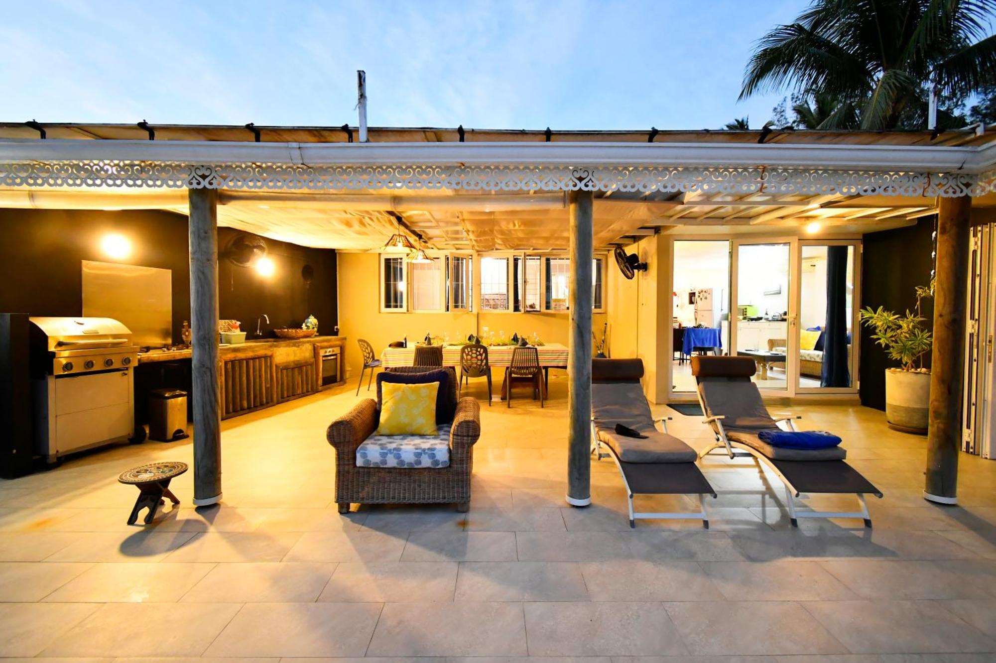 Chalet Kestrel With Pool On The Beach Riambel Ngoại thất bức ảnh