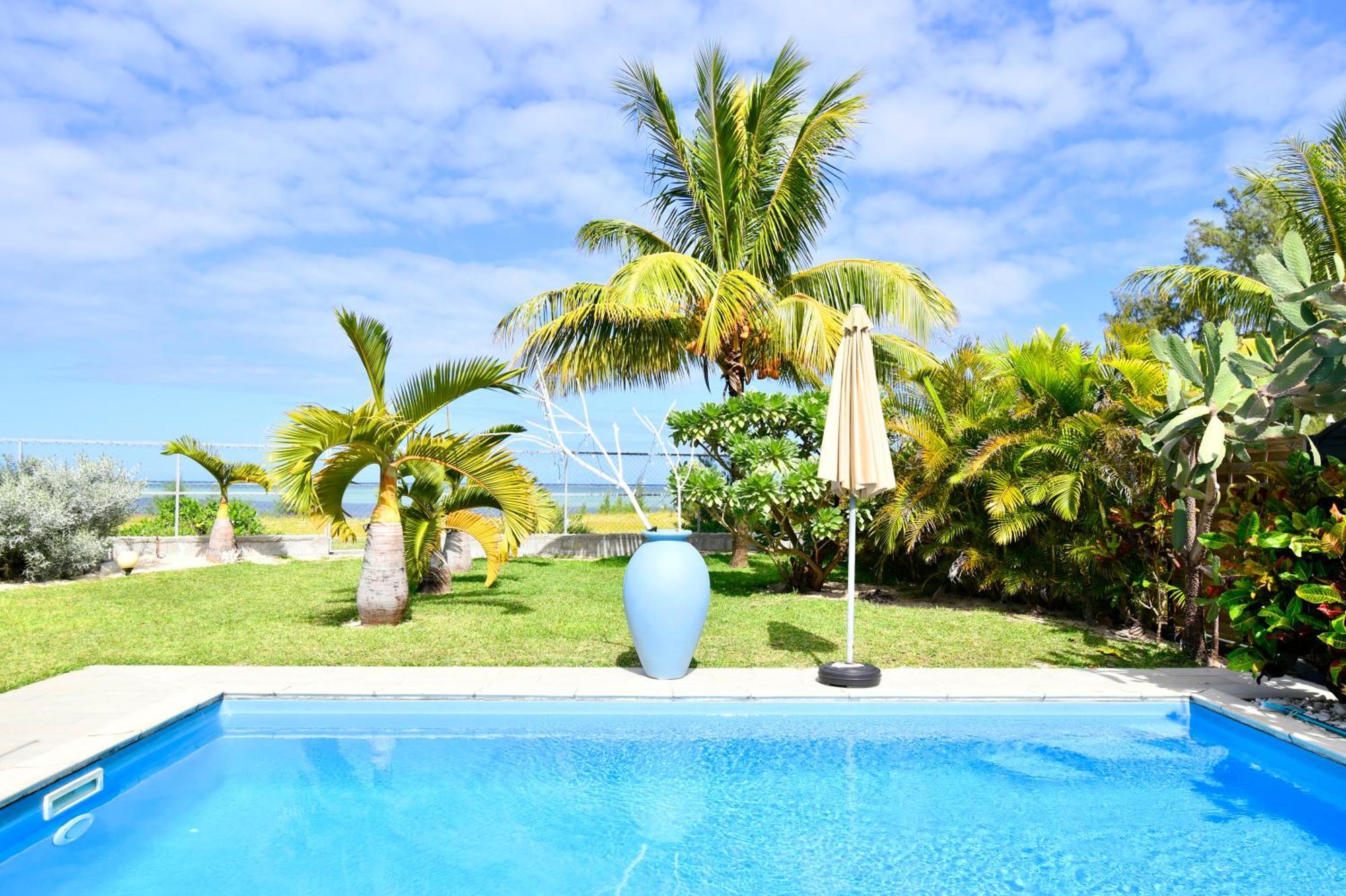 Chalet Kestrel With Pool On The Beach Riambel Ngoại thất bức ảnh