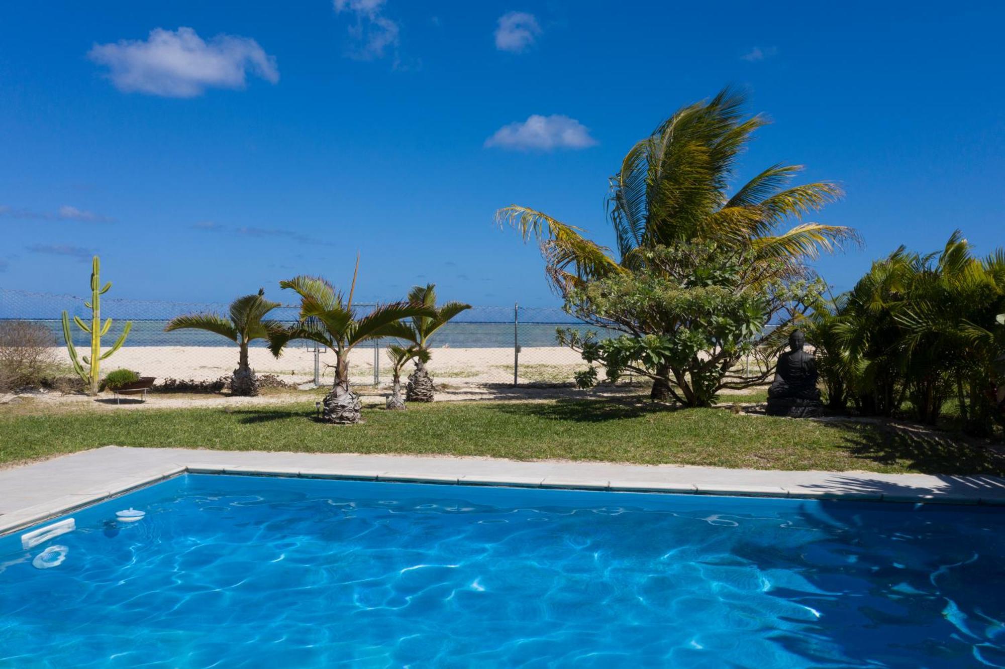 Chalet Kestrel With Pool On The Beach Riambel Ngoại thất bức ảnh